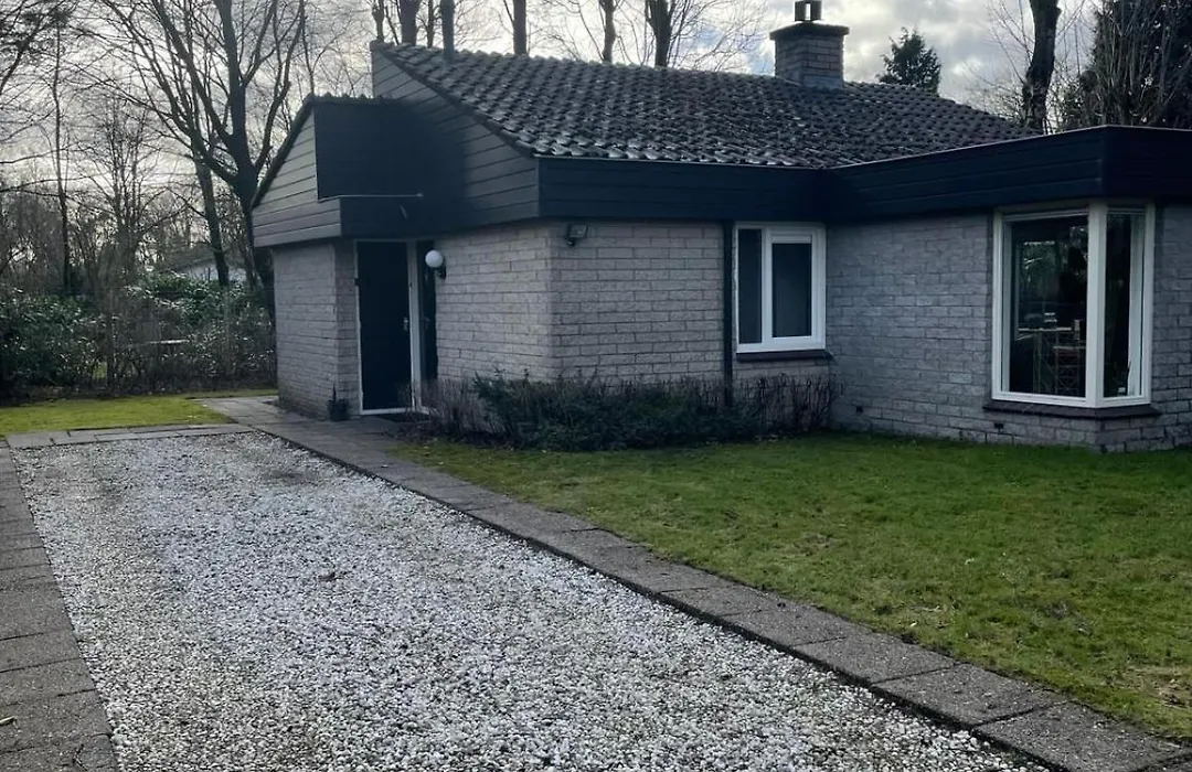 Huisje 33 Sfeervolle 4 persoons vakantie woning nabij de bossen in Voorthuizen-1